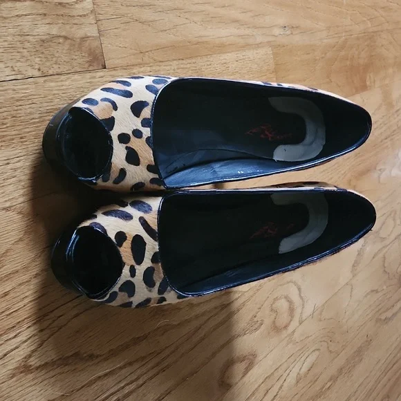 Heels - Picture 4 of 4